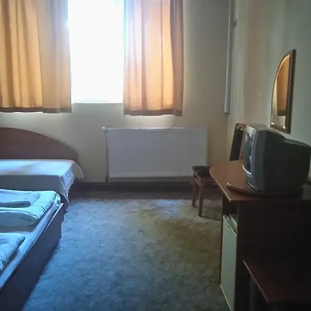 Family Familya Hotel