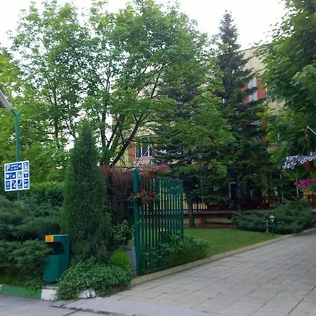 семеен фамилия Русе